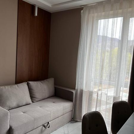 Апартаменти Sunvi В Жк Сонячний Квартал Golubinoye Dış mekan fotoğraf